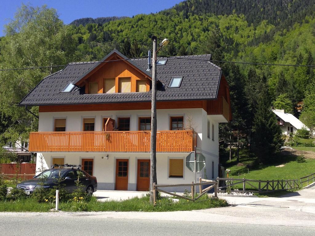 Apartment Brina Кранска гора Стая снимка